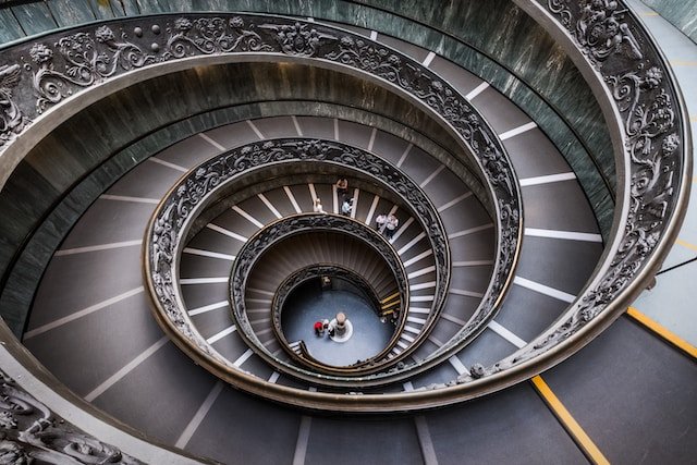 3 Curiosidades sobre las escaleras de caracol